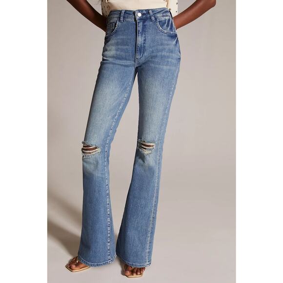 Anthropologie Pilcro The Icon Flared Distressed Medium Wash Boho Jeans Size 25 - Picture 3 of 8
